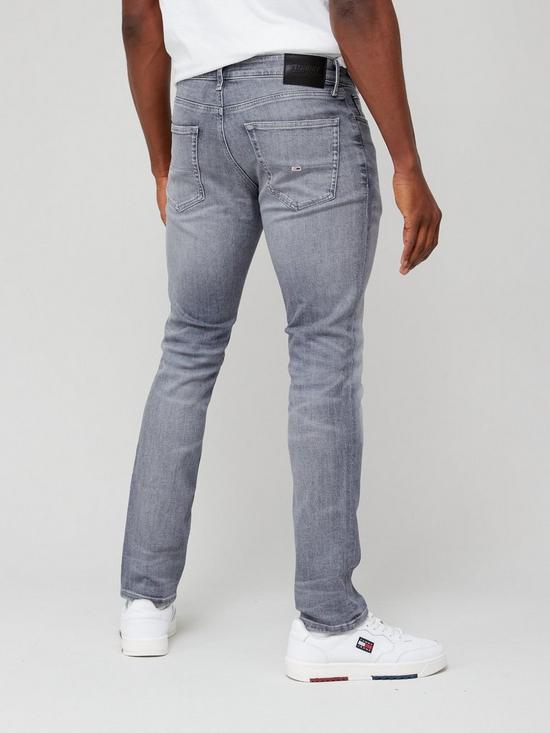 stillFront image of tommy-jeans-scanton-slim-jeans-grey