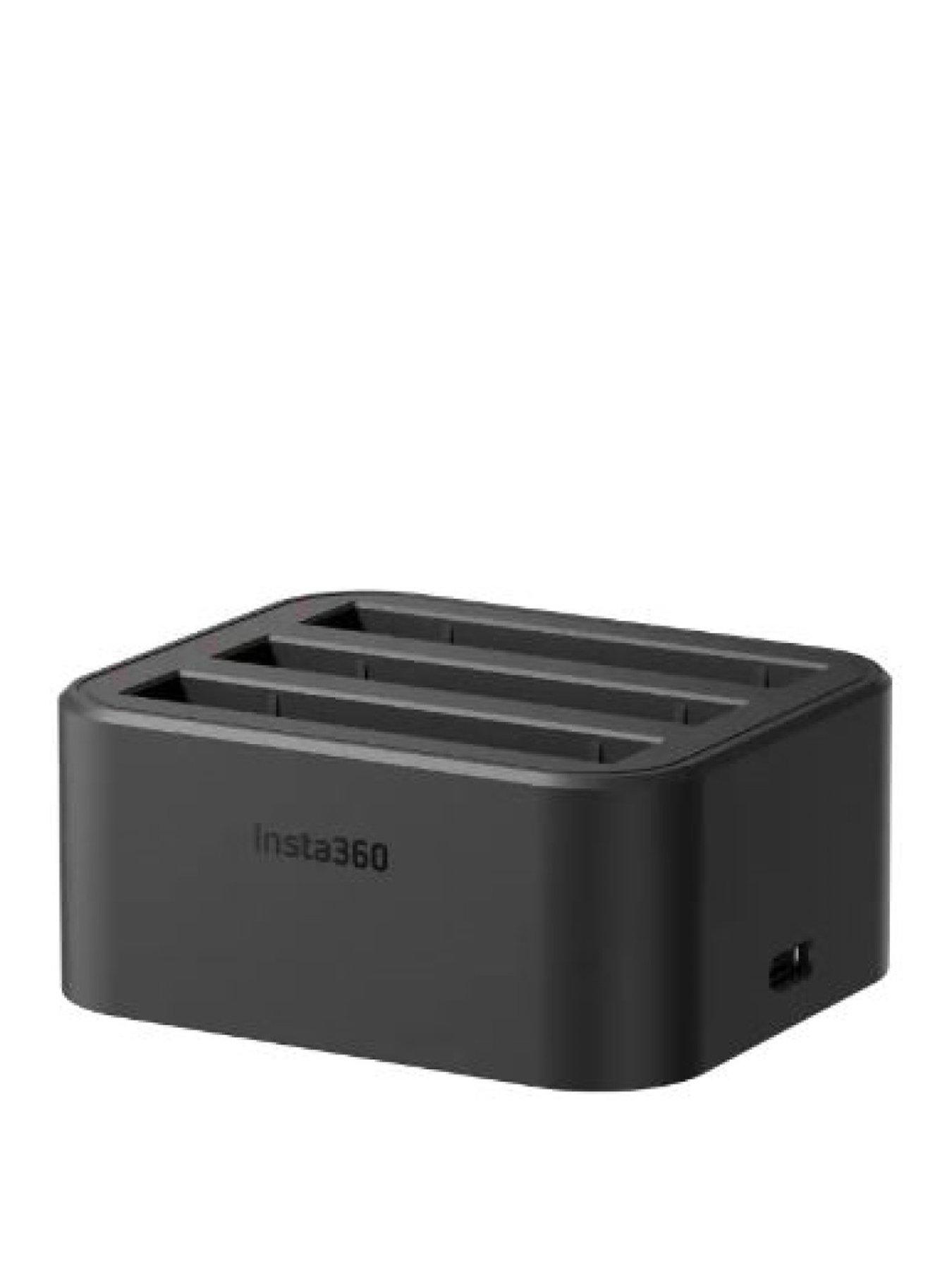 front image of insta360-x3-fast-charge-hub