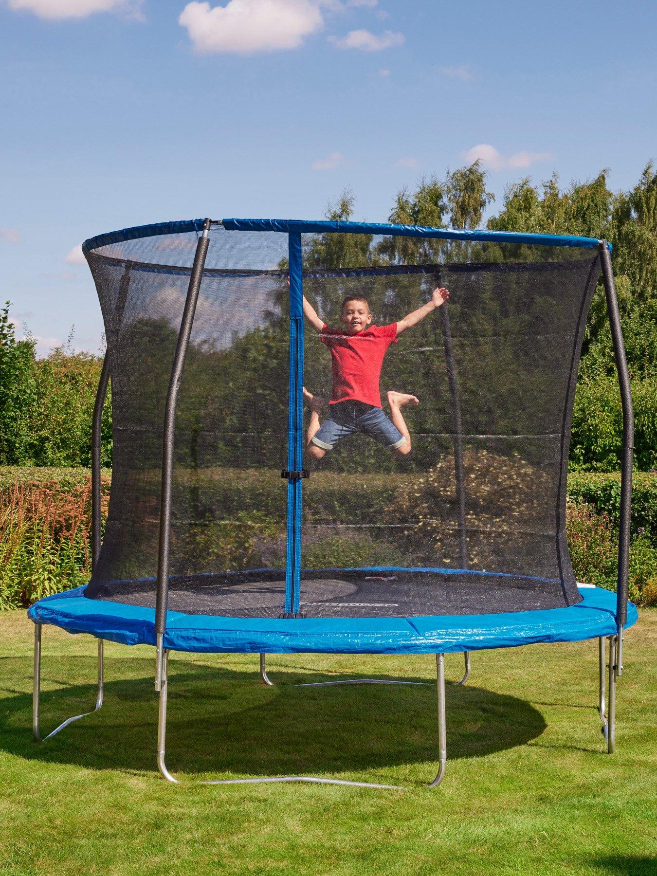 12ft trampoline with outlet enclosure