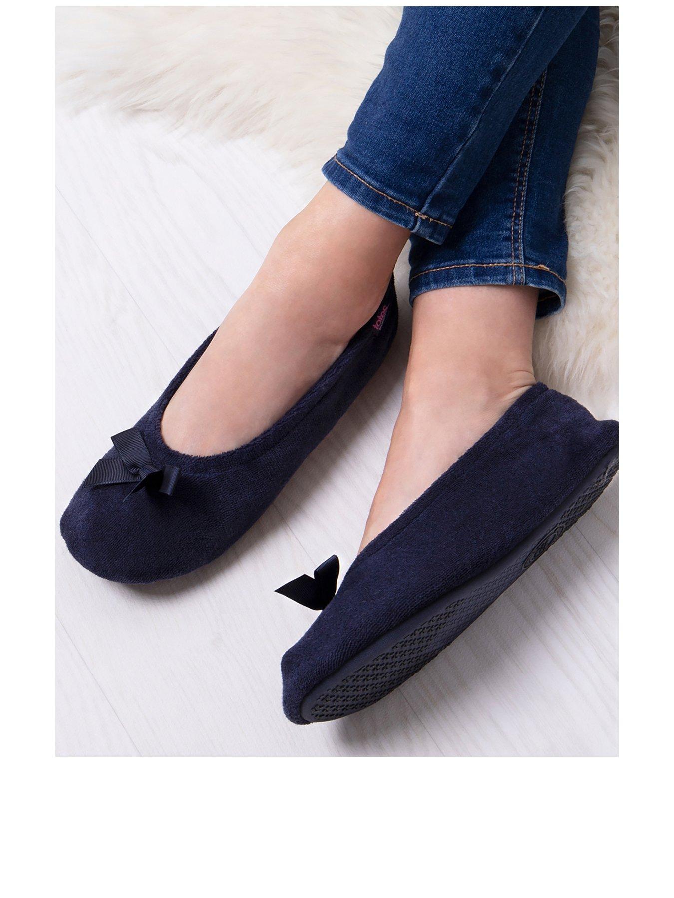 Slippers NAVY ISOTONER