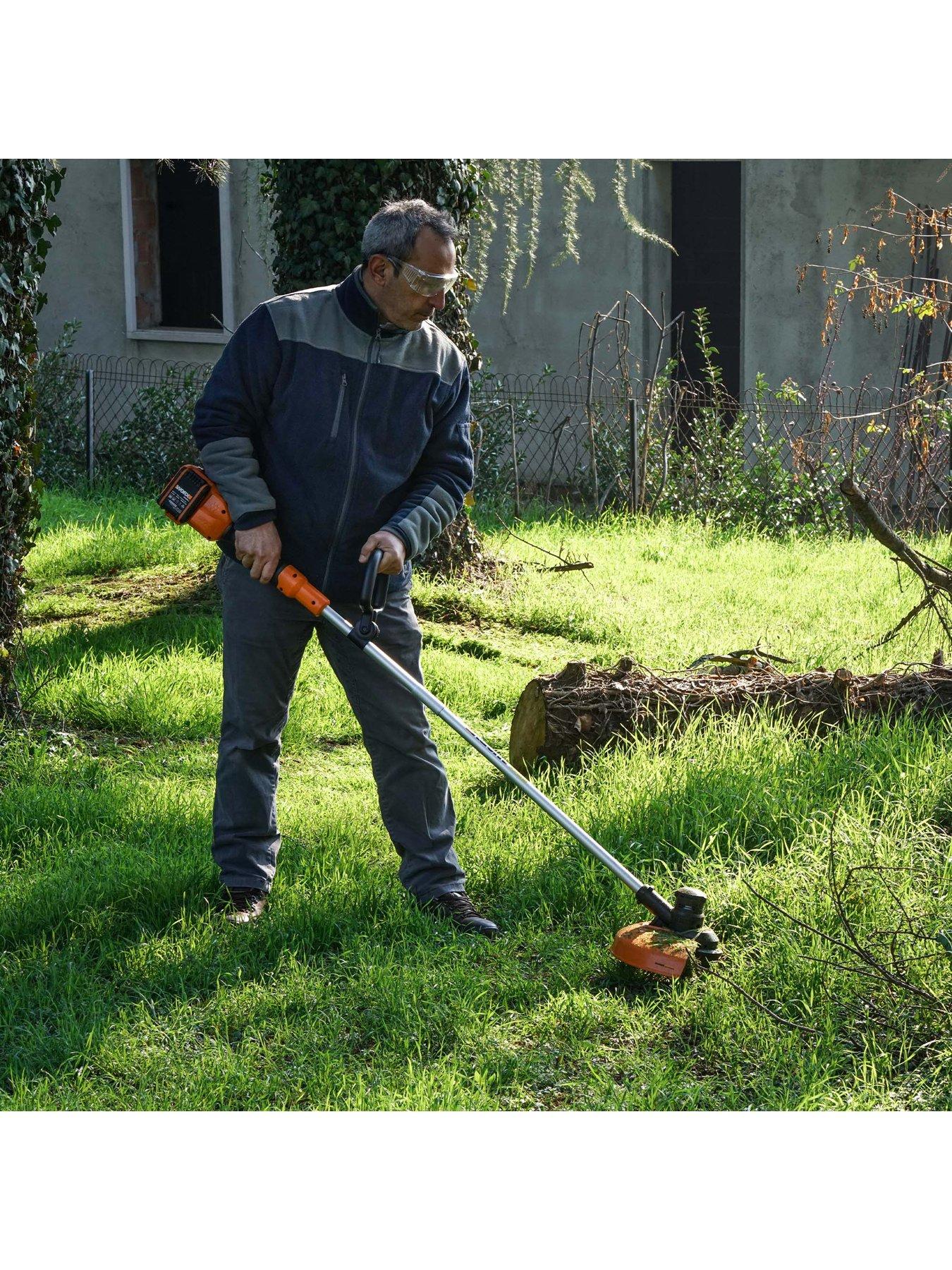 Image 6 of 7 of Worx 40V PowerShare 33cm Cordless Grass Trimmer with x2 2.0Ah Batteries &amp; Charger