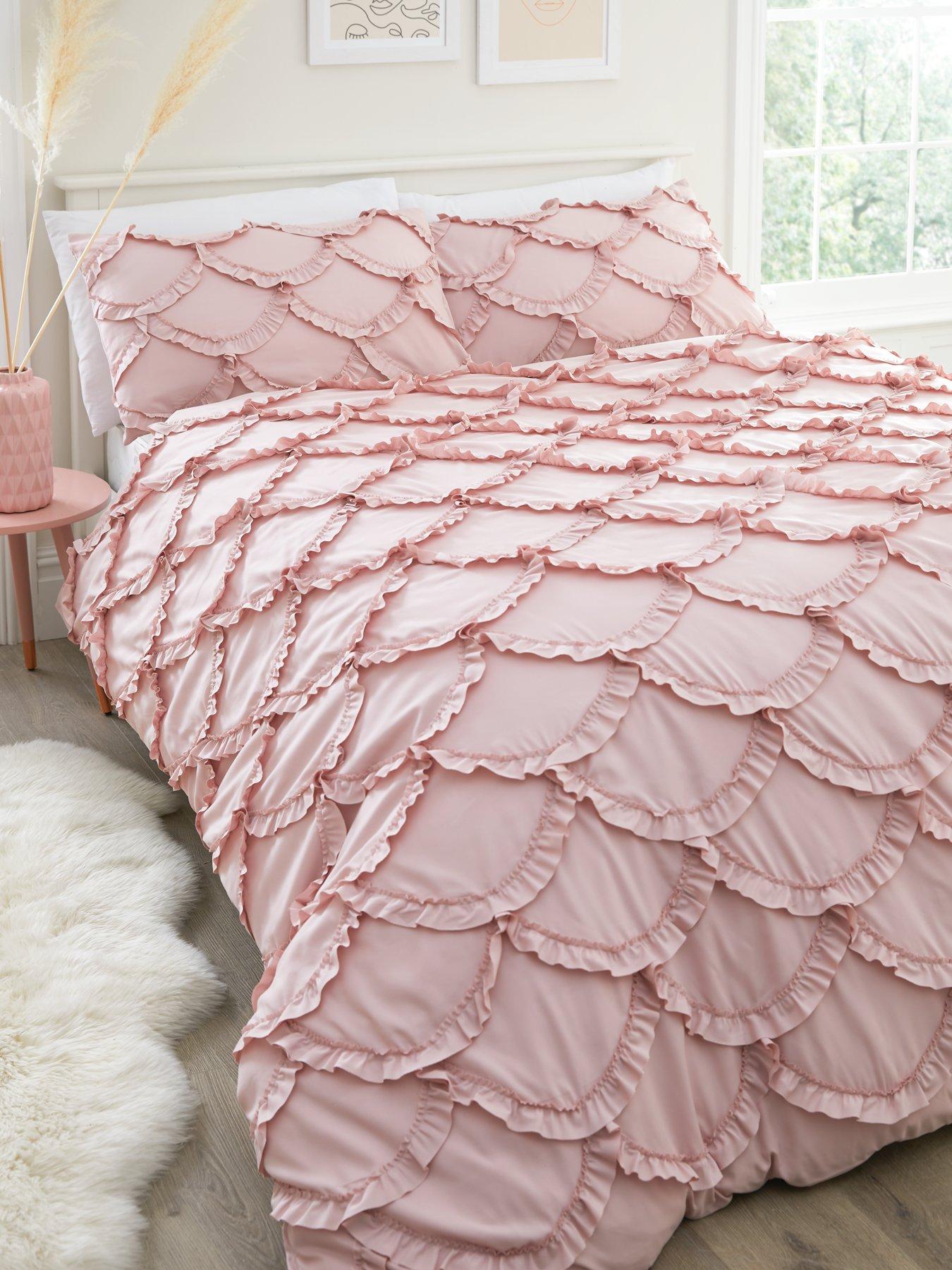 The Very Collection Scallop Edge Duvet Set - Pink