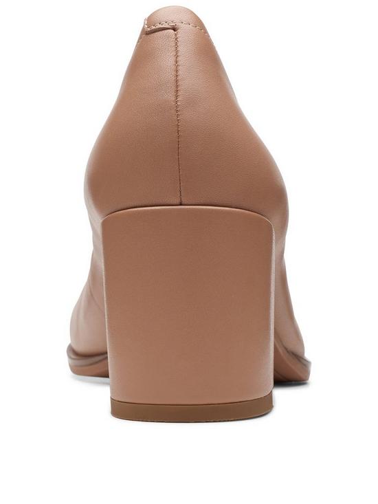 stillFront image of clarks-freva55-court-shoes-praline-leather