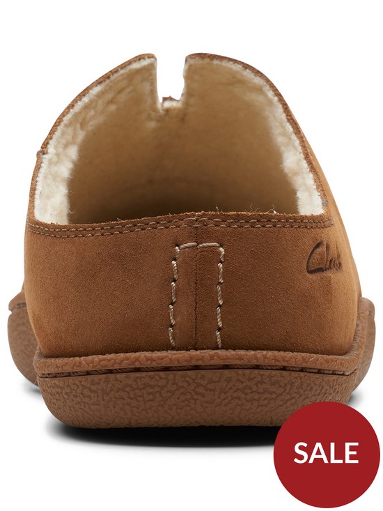 stillFront image of clarks-home-mule-slippers-beige