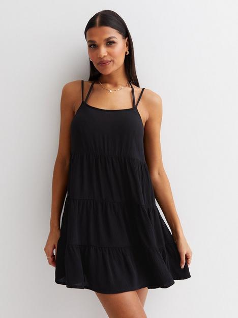 new-look-black-crinkle-strappy-tiered-mini-swing-beach-dress
