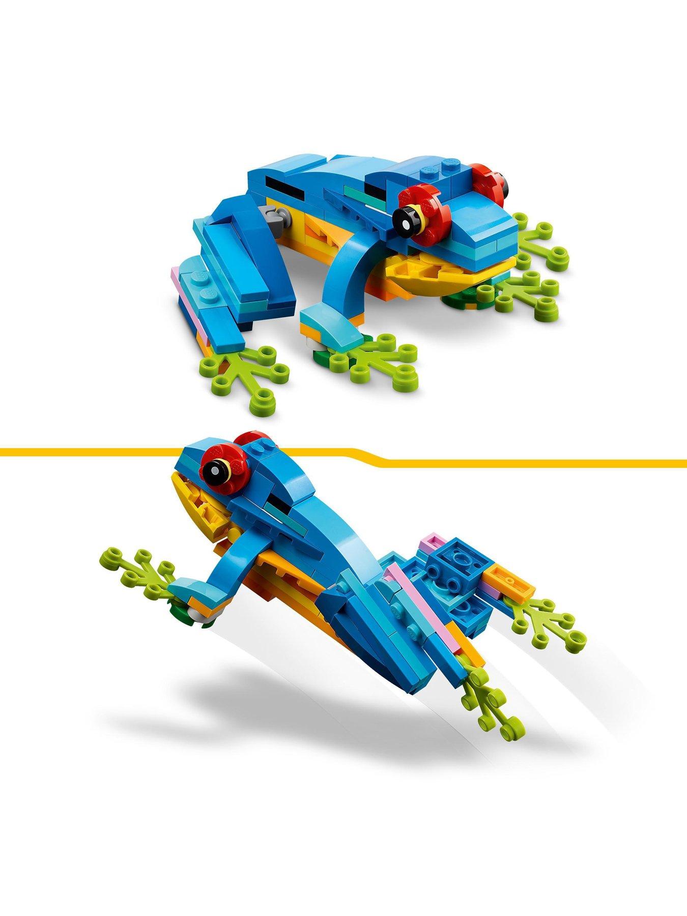 Image 4 of 8 of LEGO Creator Exotic Parrot Toy Set 31136