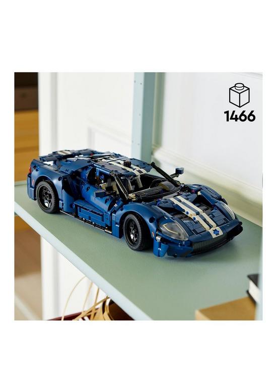 stillFront image of lego-technic-2022-ford-gt-car-set-for-adults-42154