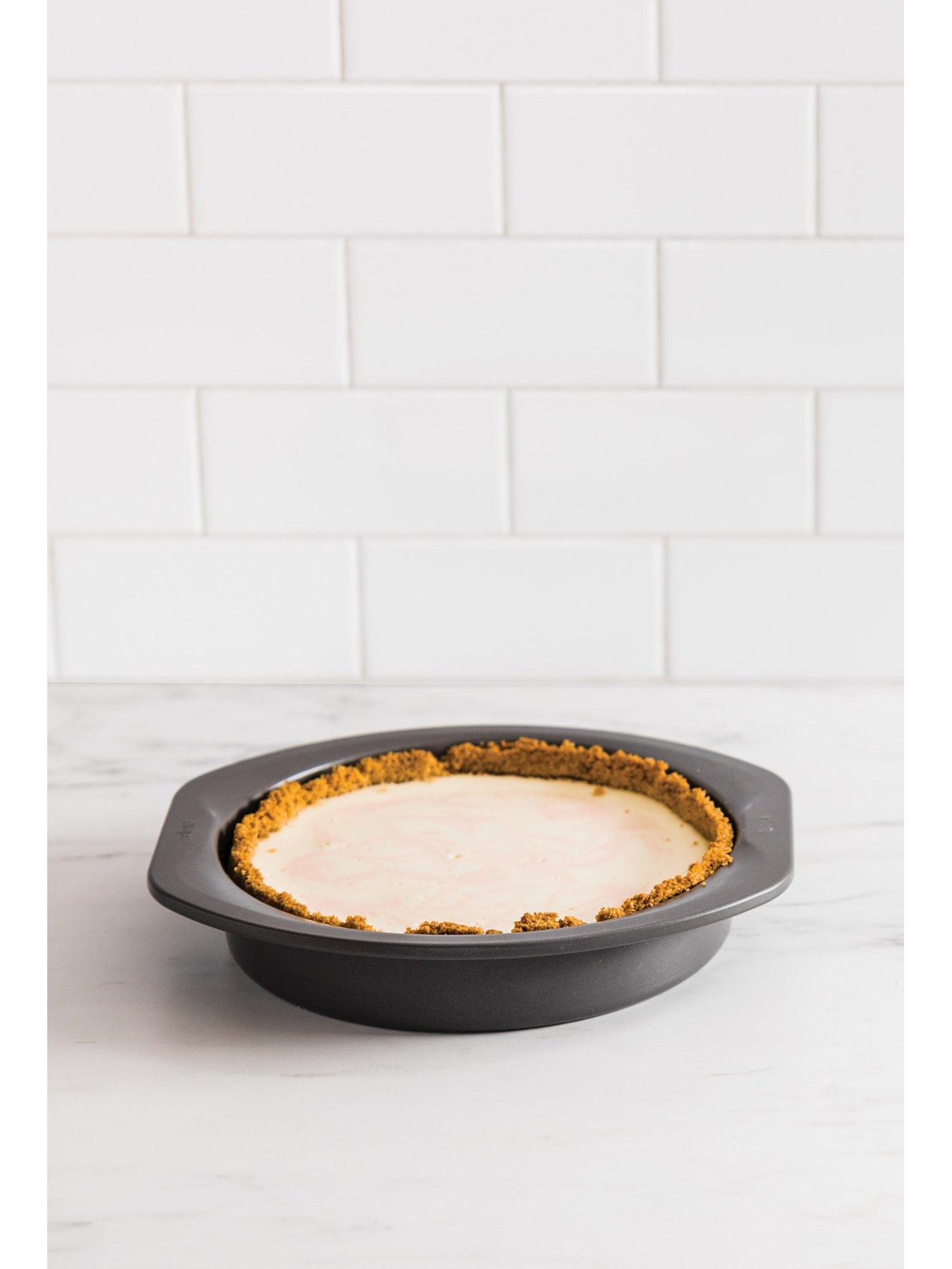  image of ninja-foodi-zerostick-8-inch-round-cake-tin