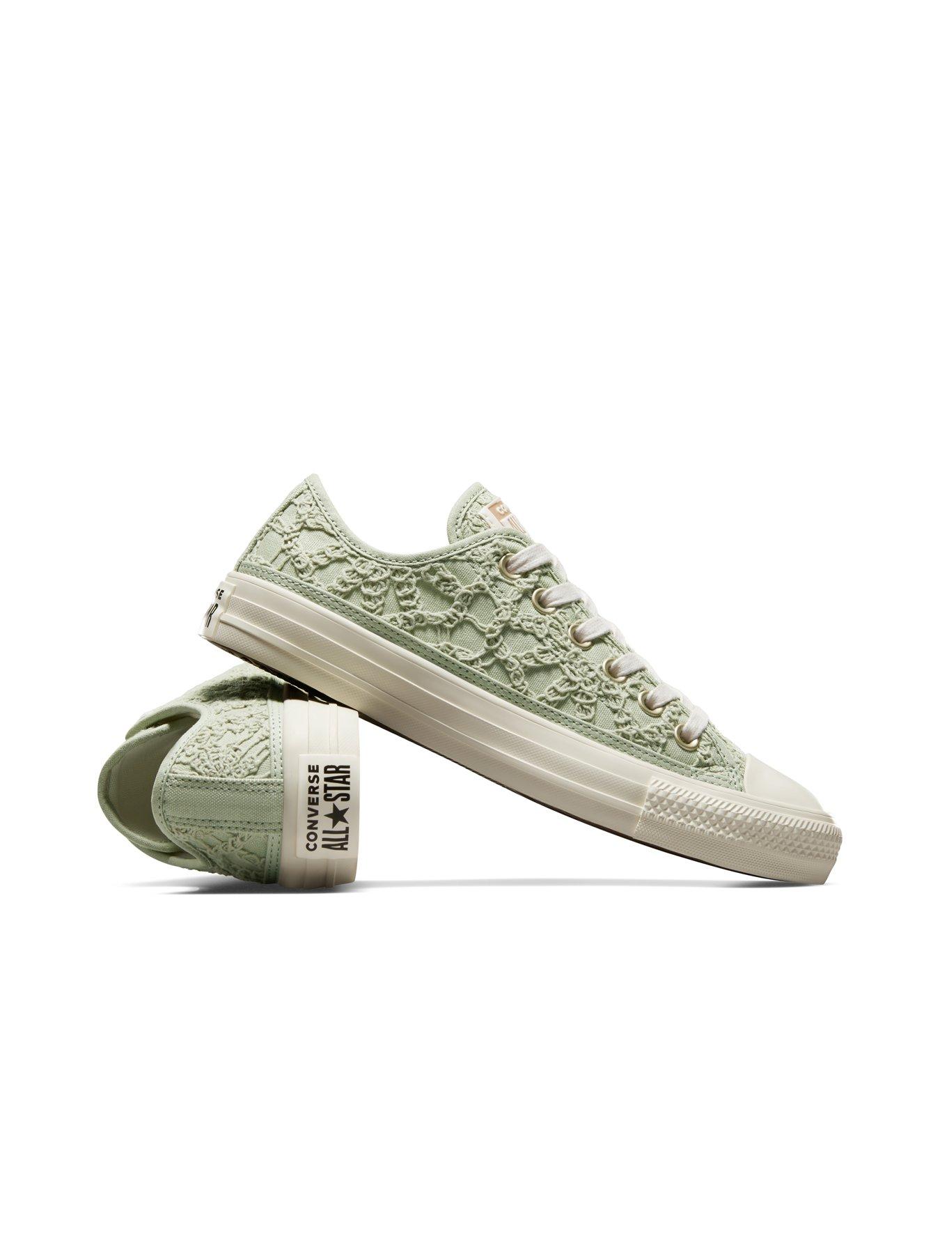  image of converse-womens-chuck-taylor-all-star-low-trainers-green