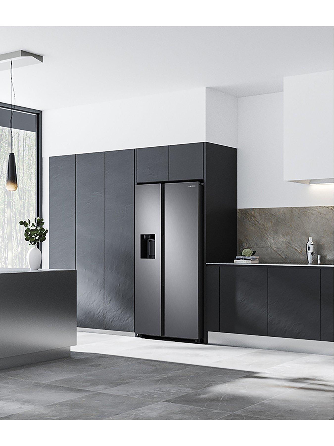  image of samsung-series-8-rs68a884cb1eu-american-style-fridge-freezer-with-spacemaxtrade-technology-c-rated--nbspblack-stainless-steel