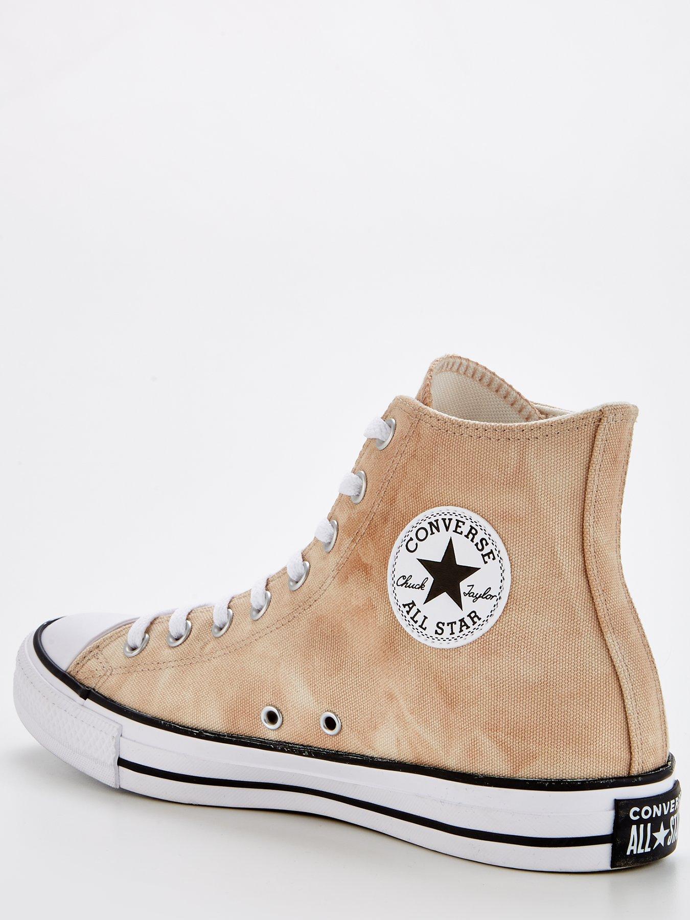 Converse deals sneakers beige