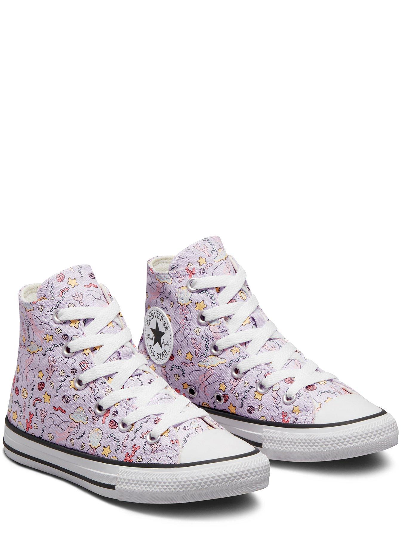 Light purple shop converse shoes