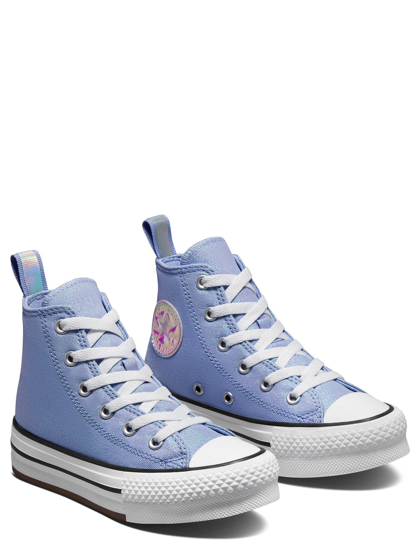 Light purple 2025 chuck taylors