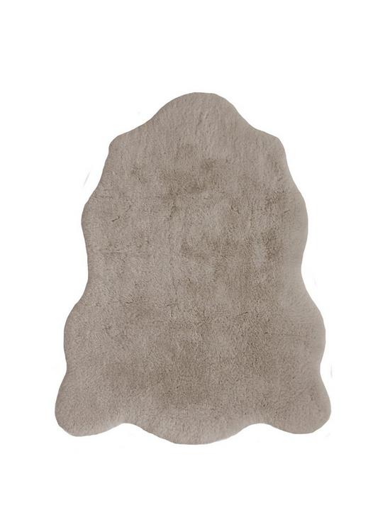 front image of luxury-faux-fur-rug-single