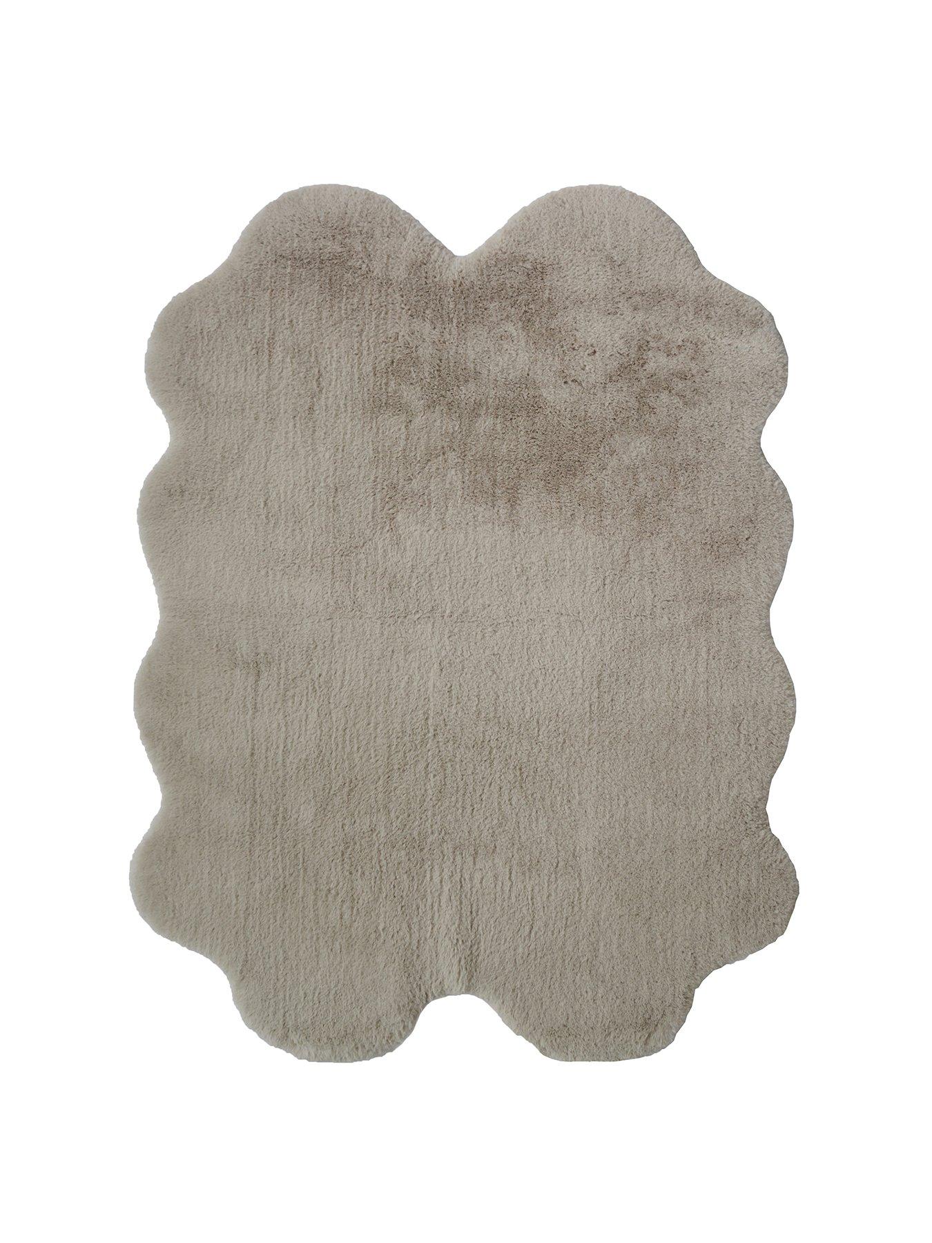 The Very Collection Luxury Faux Fur Rug - Quad
