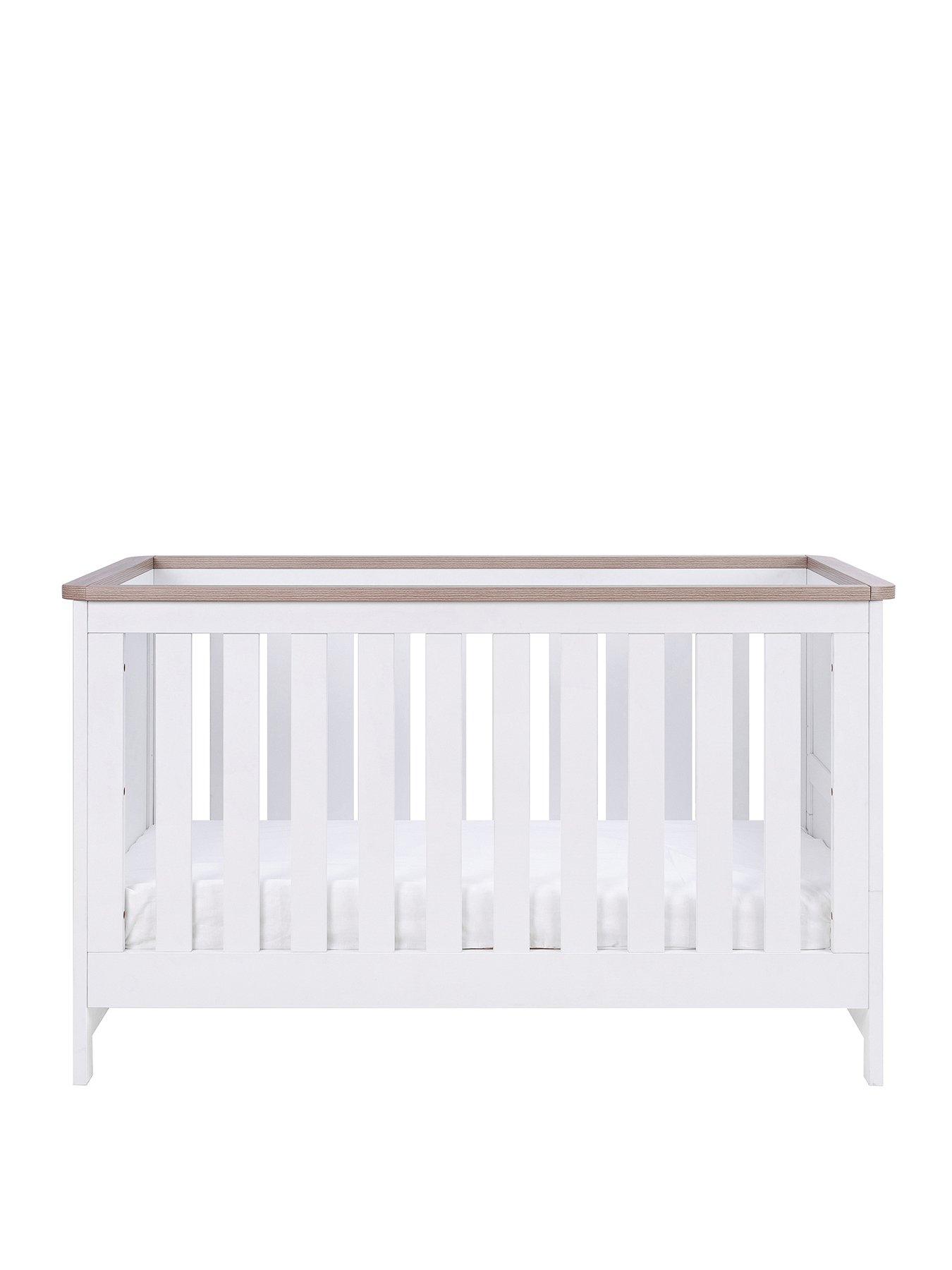 White deals oak crib