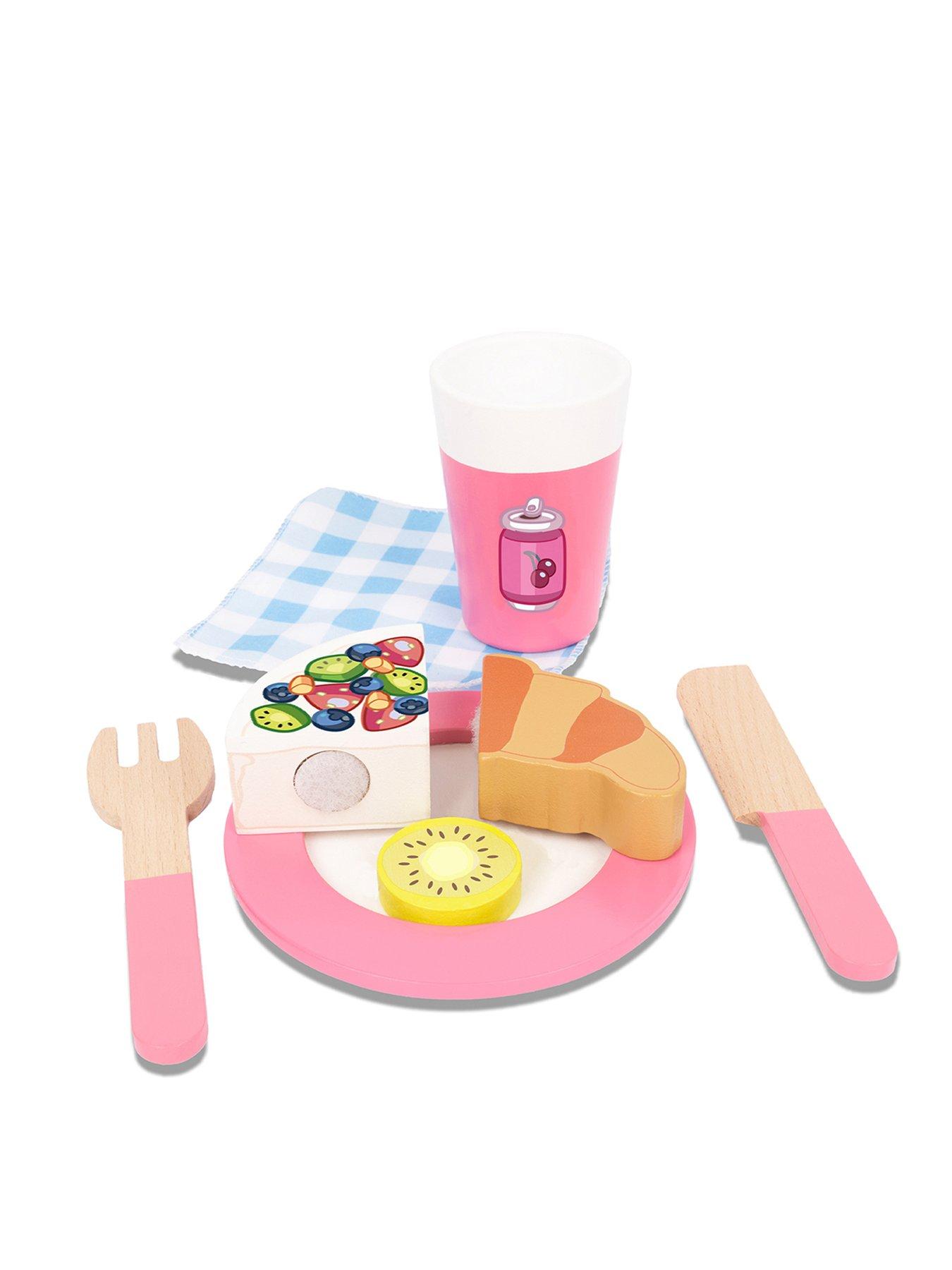 Image 5 of 6 of Bluey 30-Piece Wooden Picnic Set with Carry Case