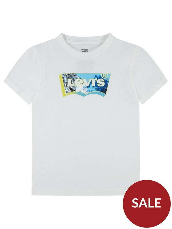 front image of levis-boys-landscapebatwingfillt-shirt-white