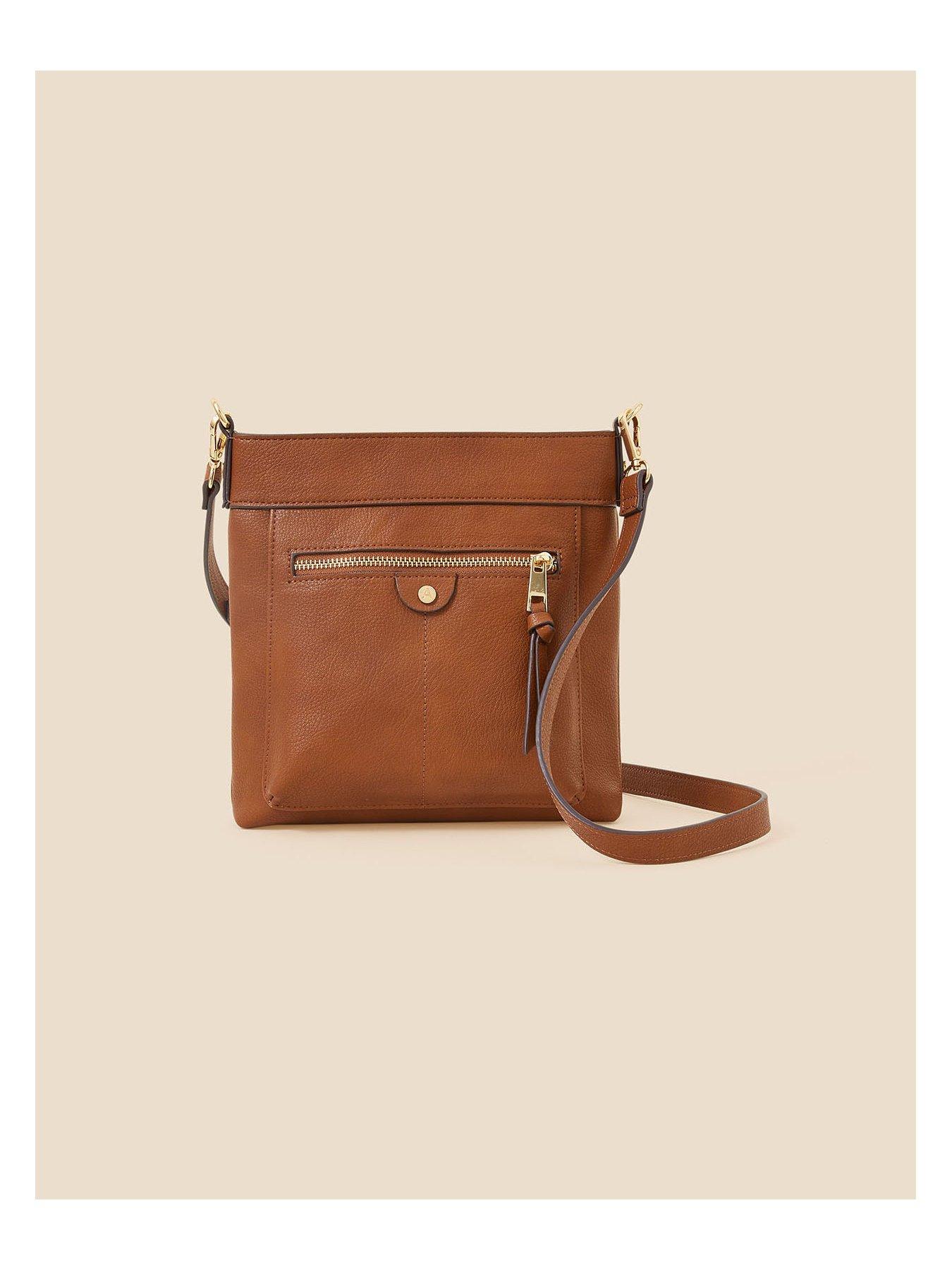 Accessorize Classic Messenger