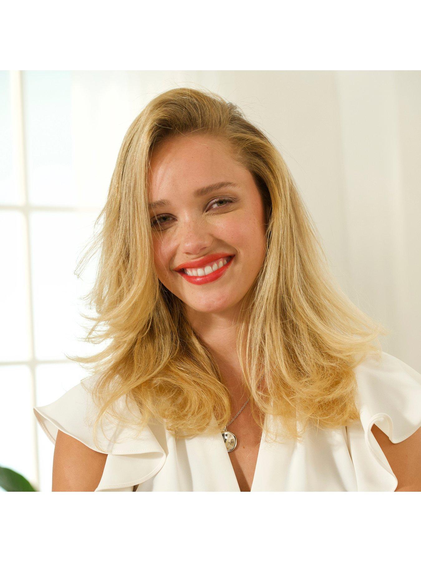Image 4 of 6 of Revlon Smoothstay Coconut Oil Hairdryer