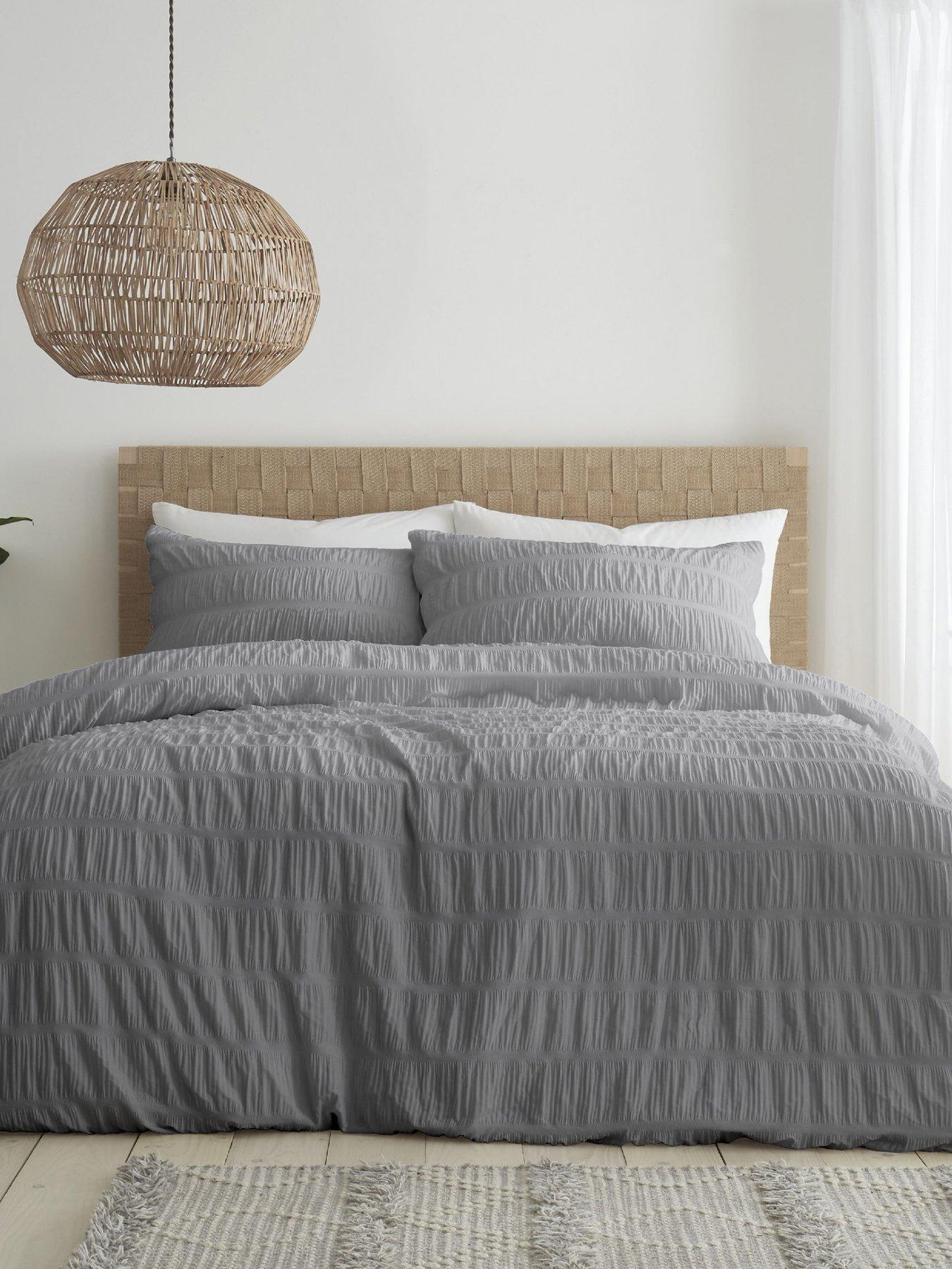 undefined Seersucker Duvet Cover Set in Grey