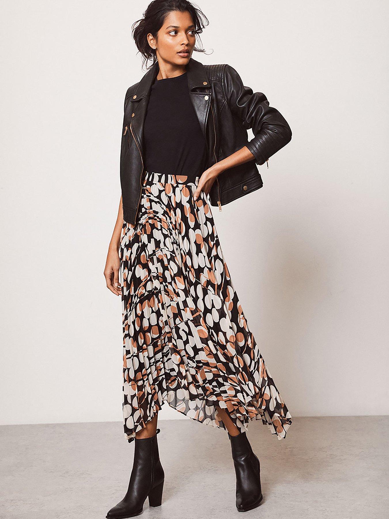 Long pleated outlet leopard print skirt