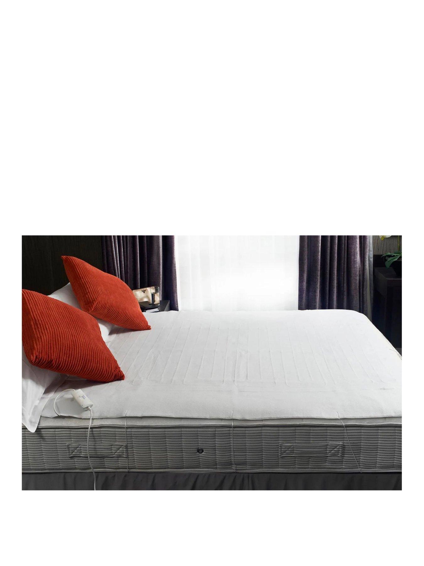 Dreamland Starlight Express Heated Underblanket - White | littlewoods.com