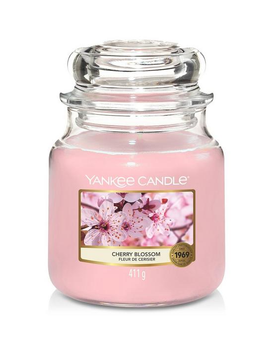 front image of yankee-candle-classic-medium-jar-candle-ndash-cherry-blossom