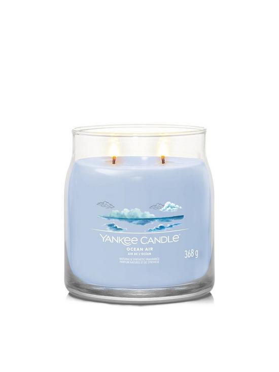 stillFront image of yankee-candle-signature-collection-medium-jar-candle-ndash-ocean-air