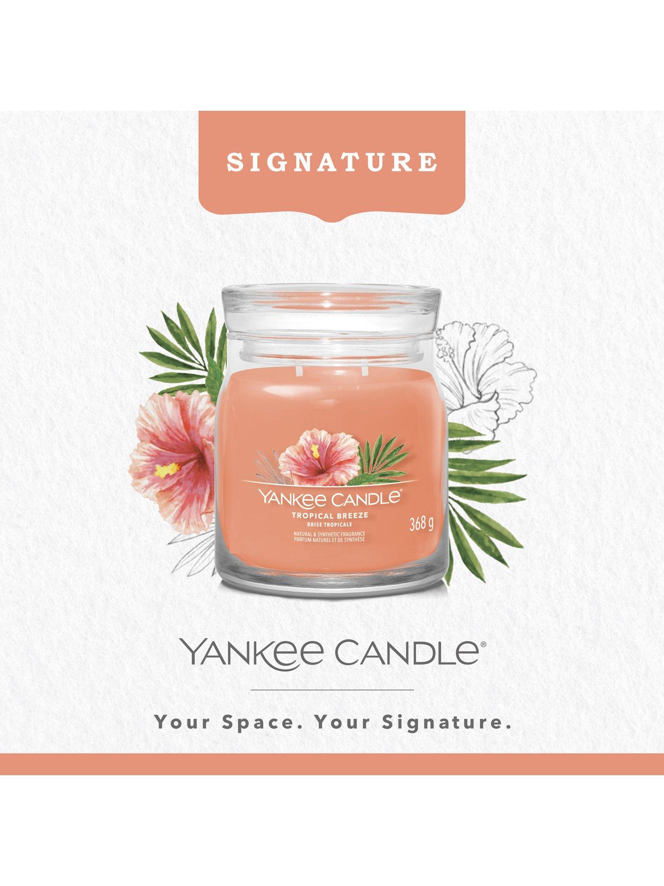 Signature Collection Medium Jar Candle – Tropical Breeze