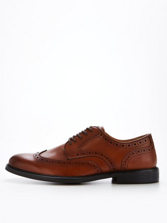 front image of very-man-leather-brogue-brown