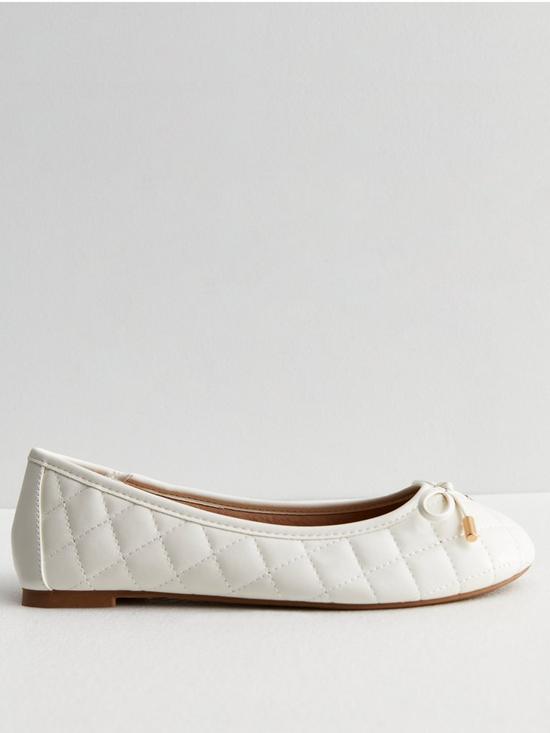 front image of new-look-wide-fit-white-quilted-leather-look-bow-ballerina-pumps