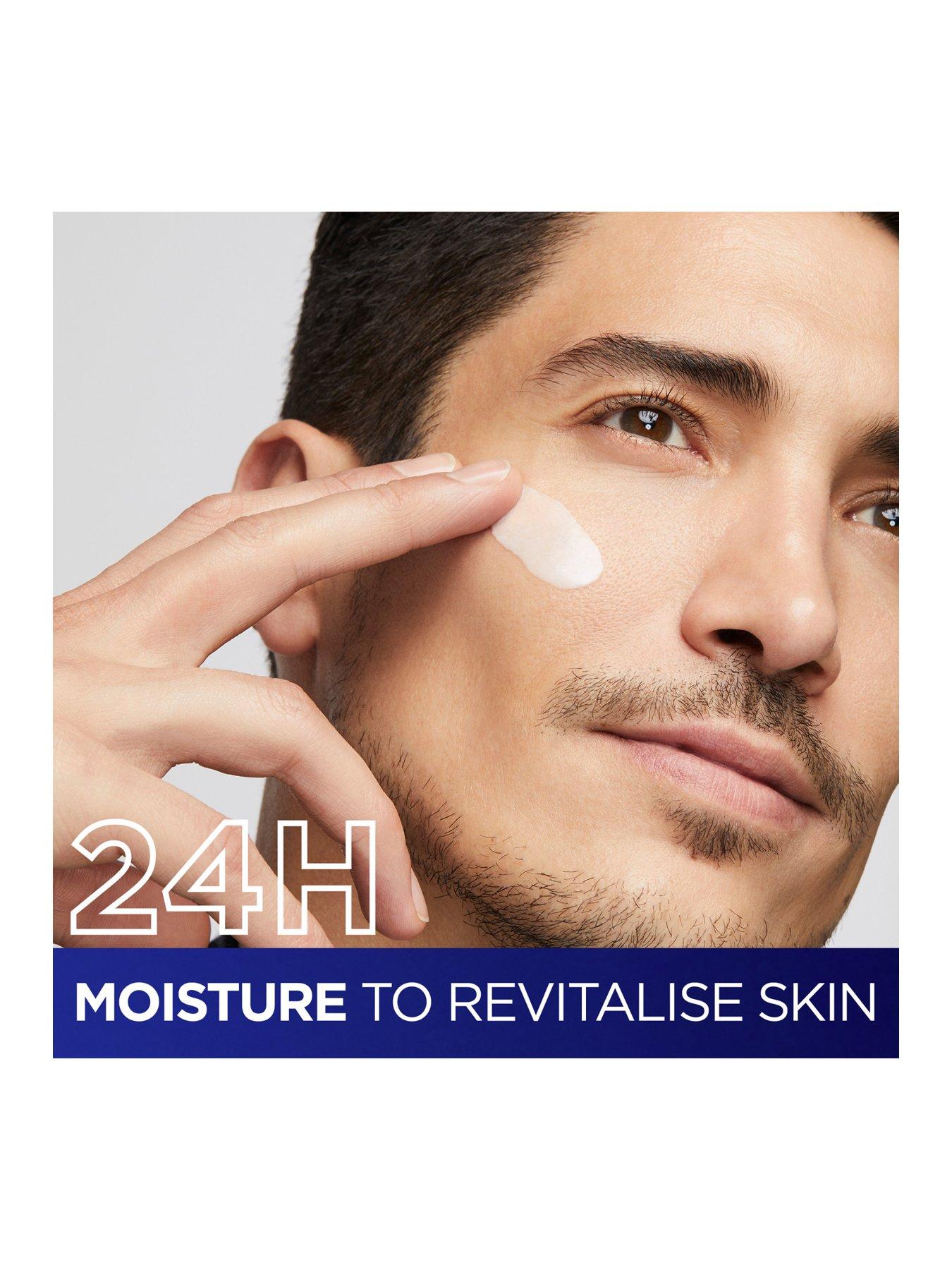  image of loreal-paris-men-expert-men-expert-power-age-moisturiser-withnbsphyaluronic-acid-50ml