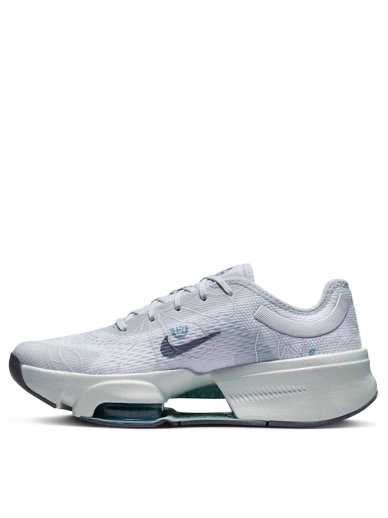 Nike trainers sale deals womens