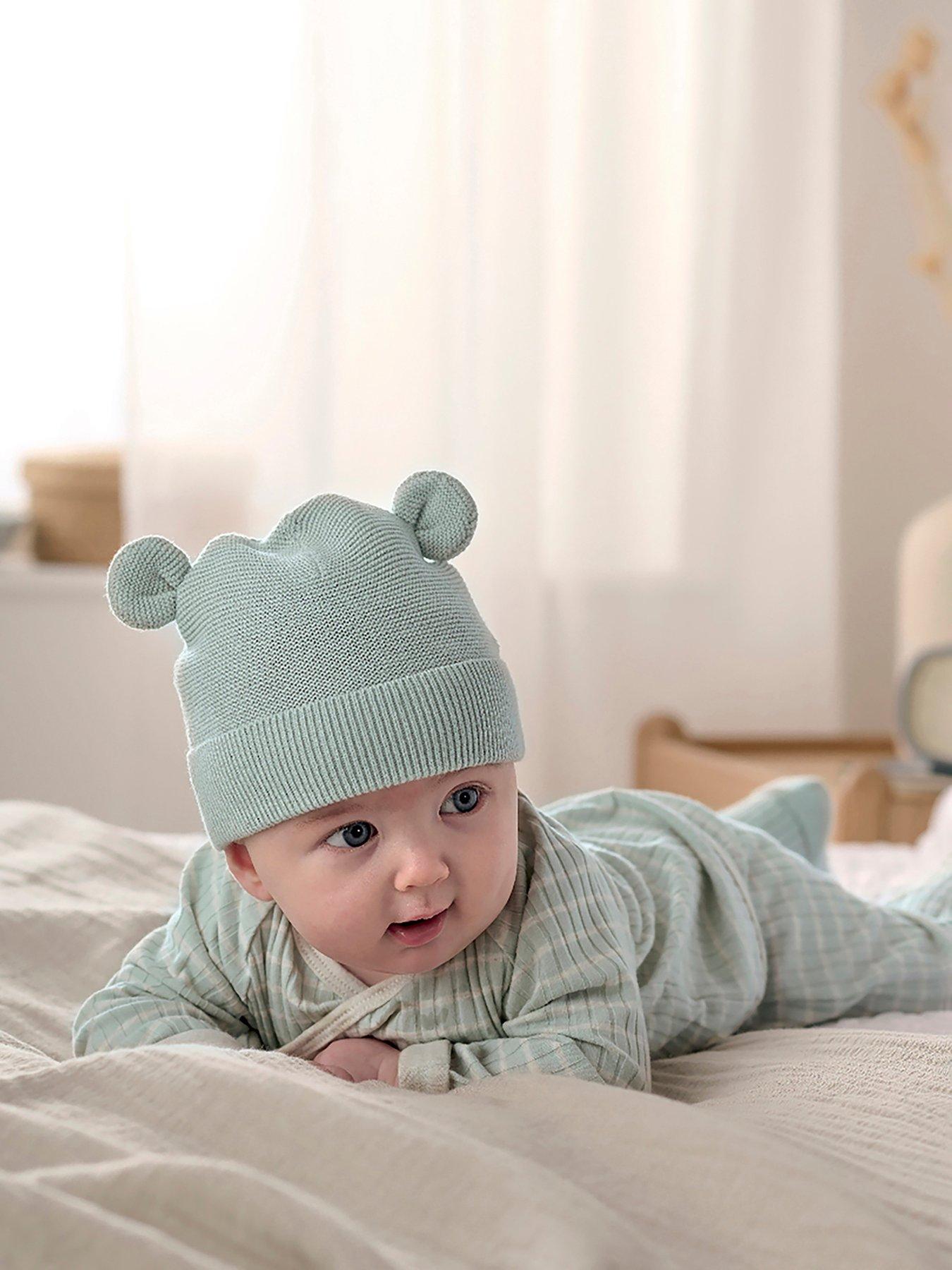  image of mamas-papas-baby-boys-knit-hat-amp-bootie-set-green