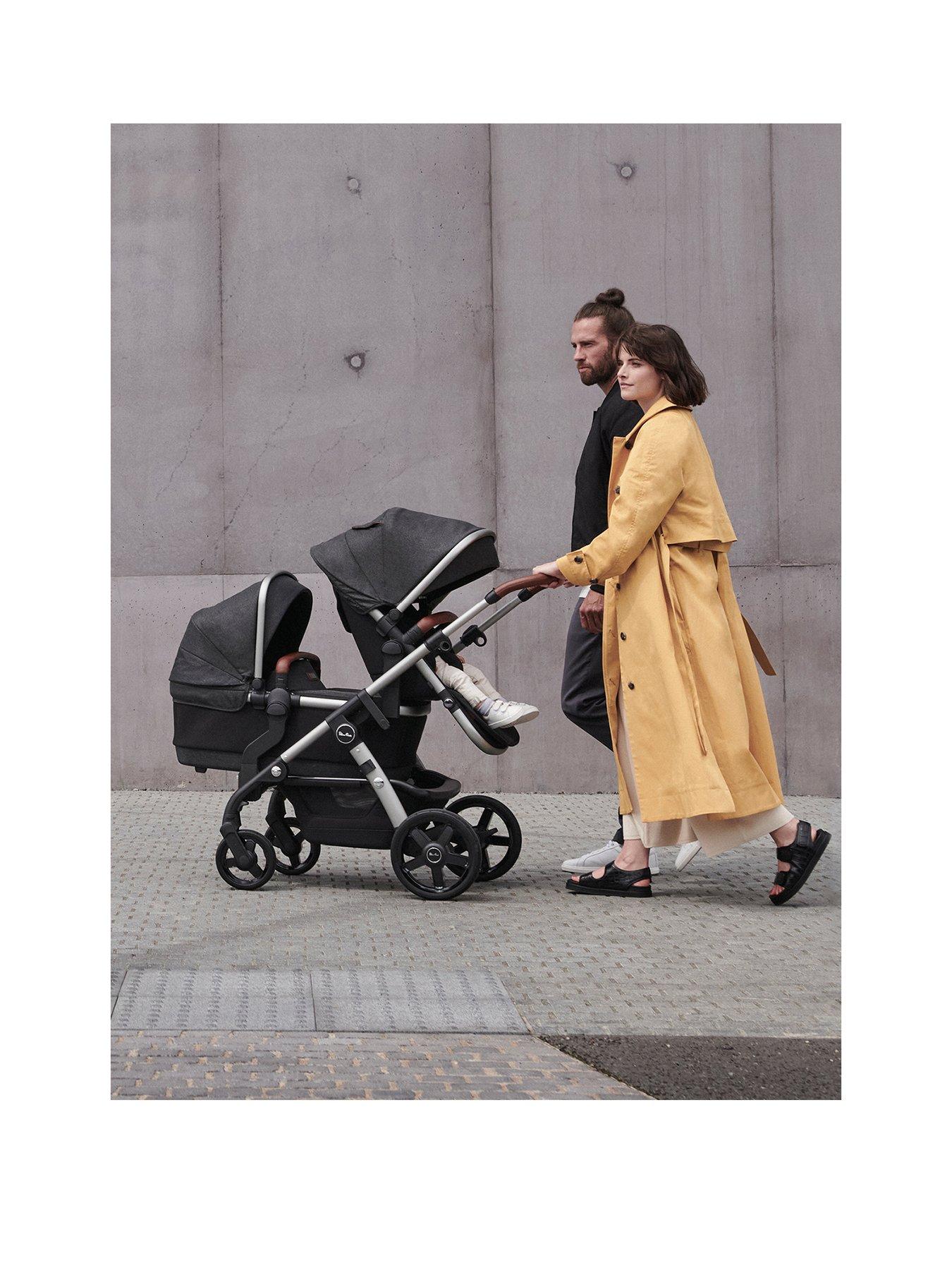 Silver cross wave store twin travel system