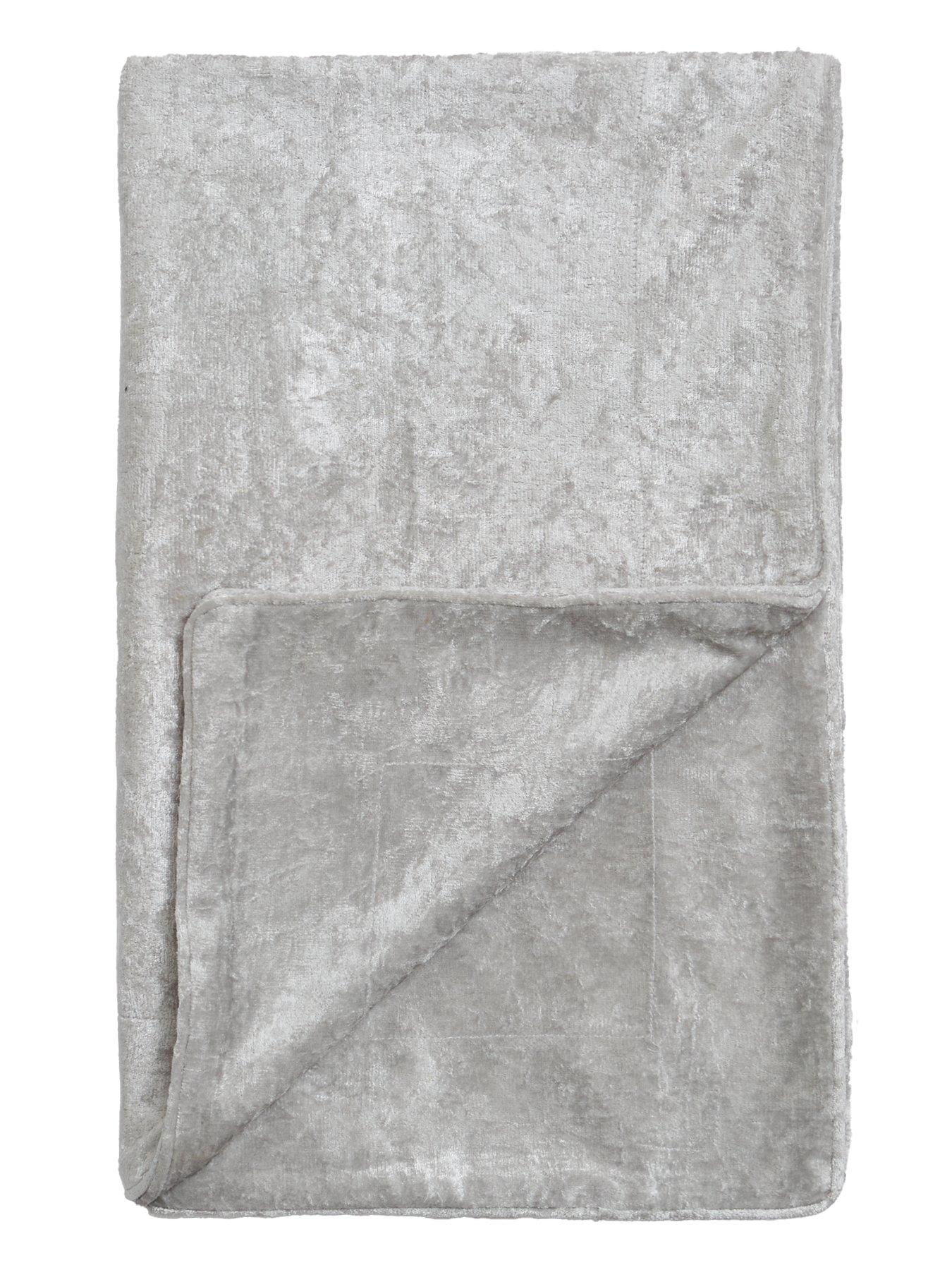 everyday-crushed-velvet-throw-blush
