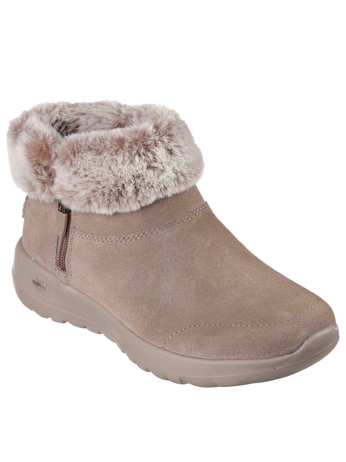 Skechers hot sale chugga boots