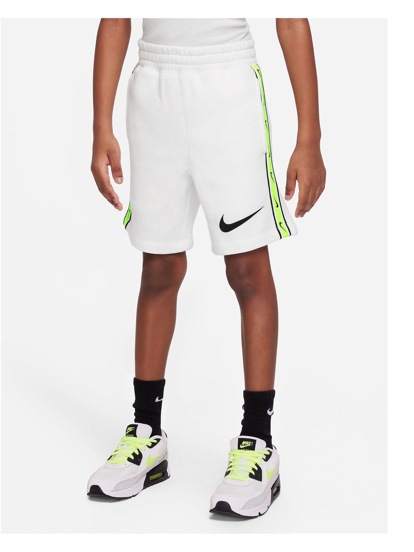nike-older-boys-repeat-swoosh-fleece-short