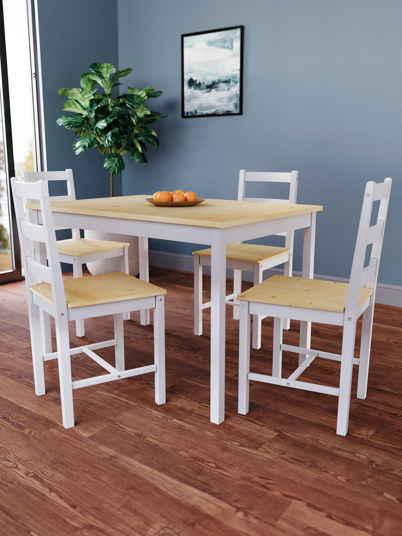 Vida Designs Yorkshire 4 Seater Dining Set