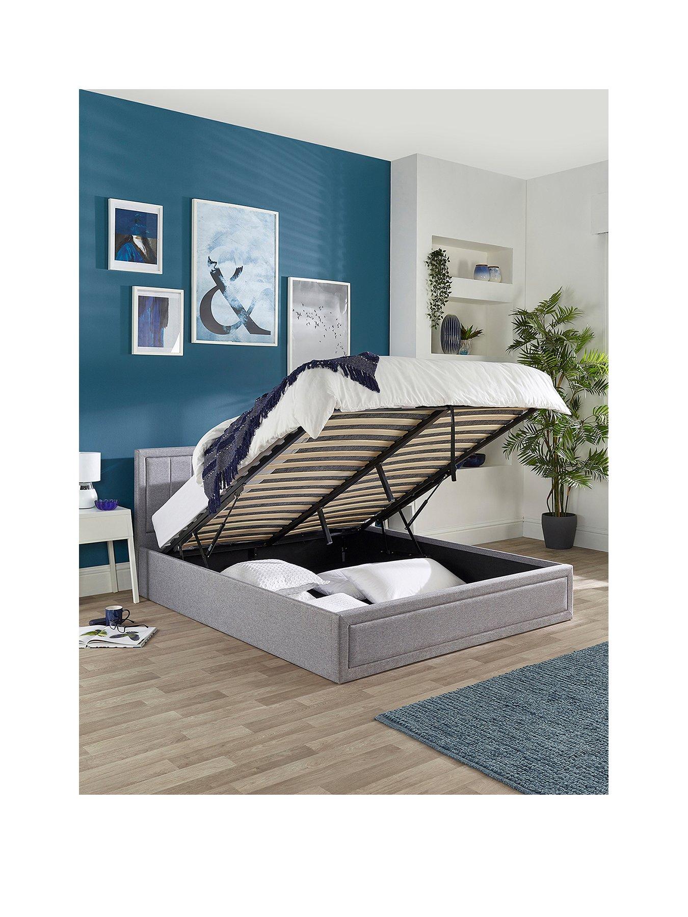 Quilted ottoman deals bed