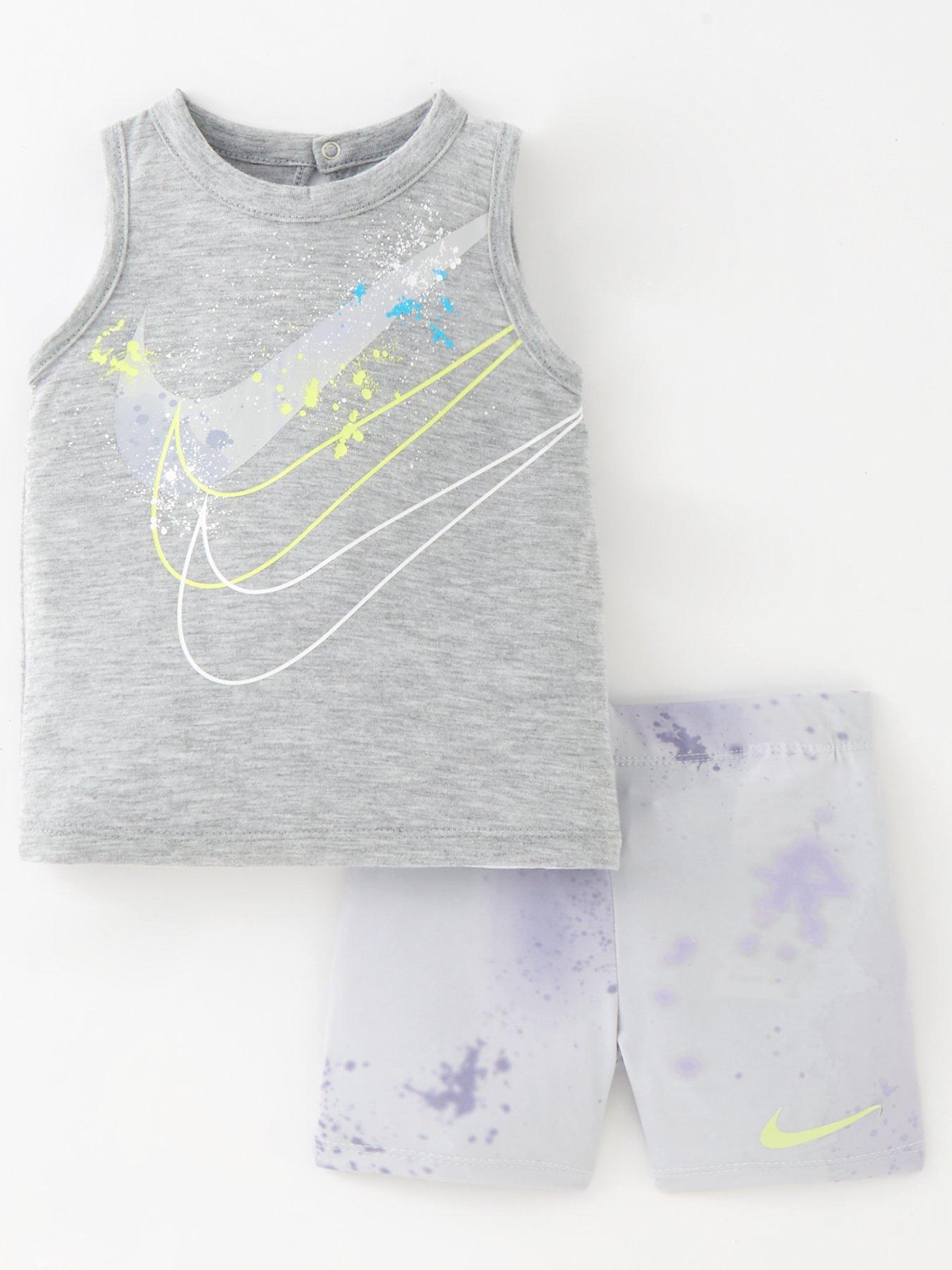 Girls top nike vest