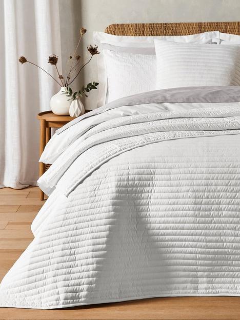 bianca-cottonsoft-quilted-lines-bedspread-throw-in-white