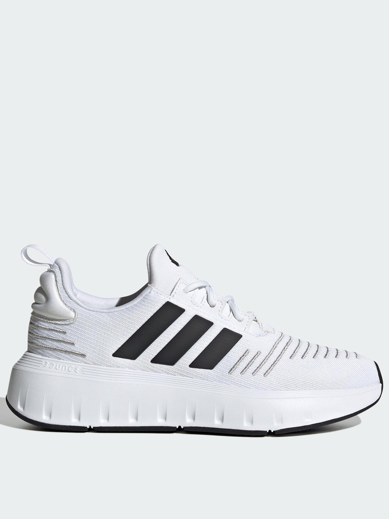 Swift run best sale trainers white