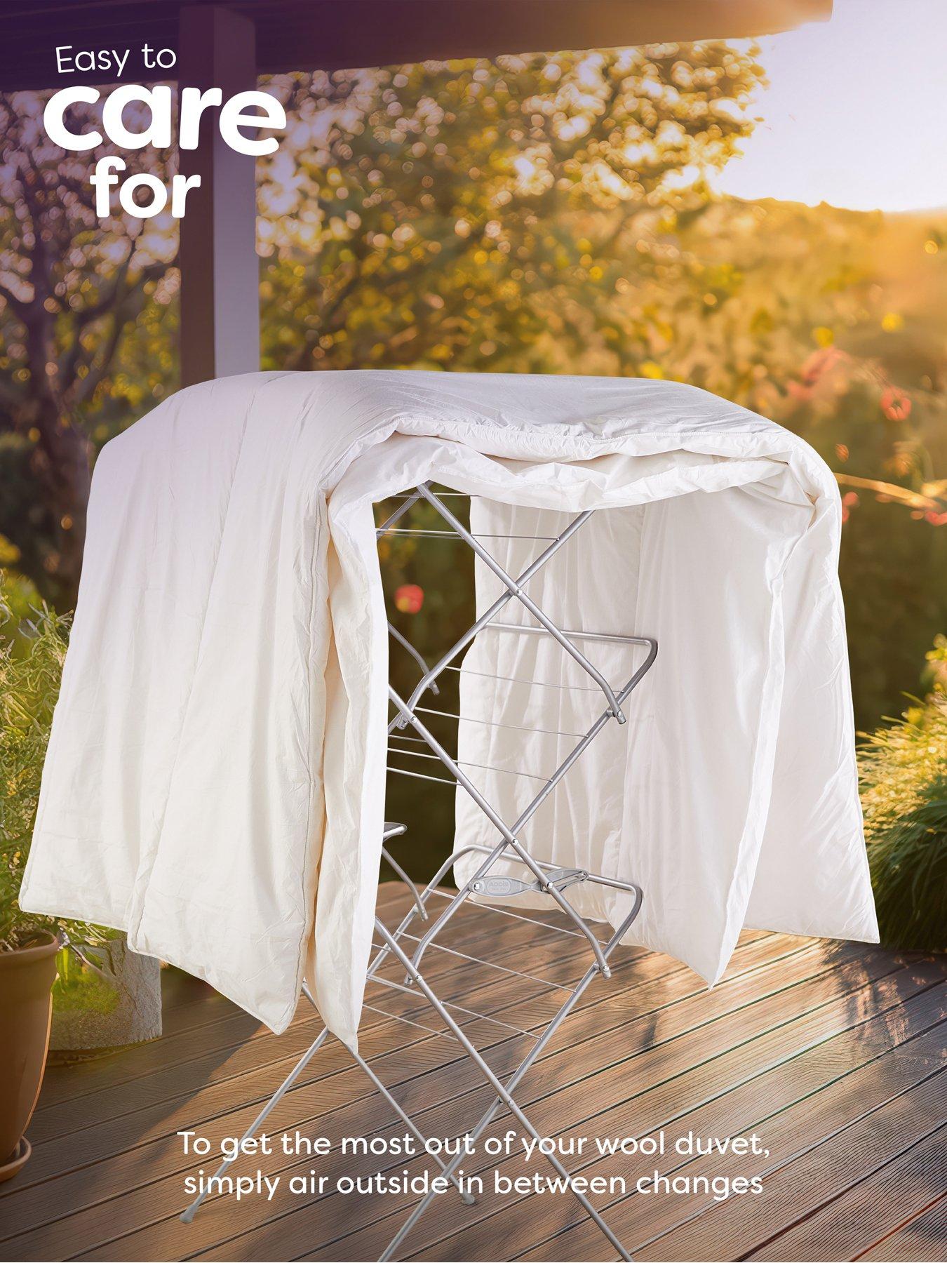 Image 5 of 7 of Slumberdown Wonderful Wool Lightweight 4.5 Tog Duvet