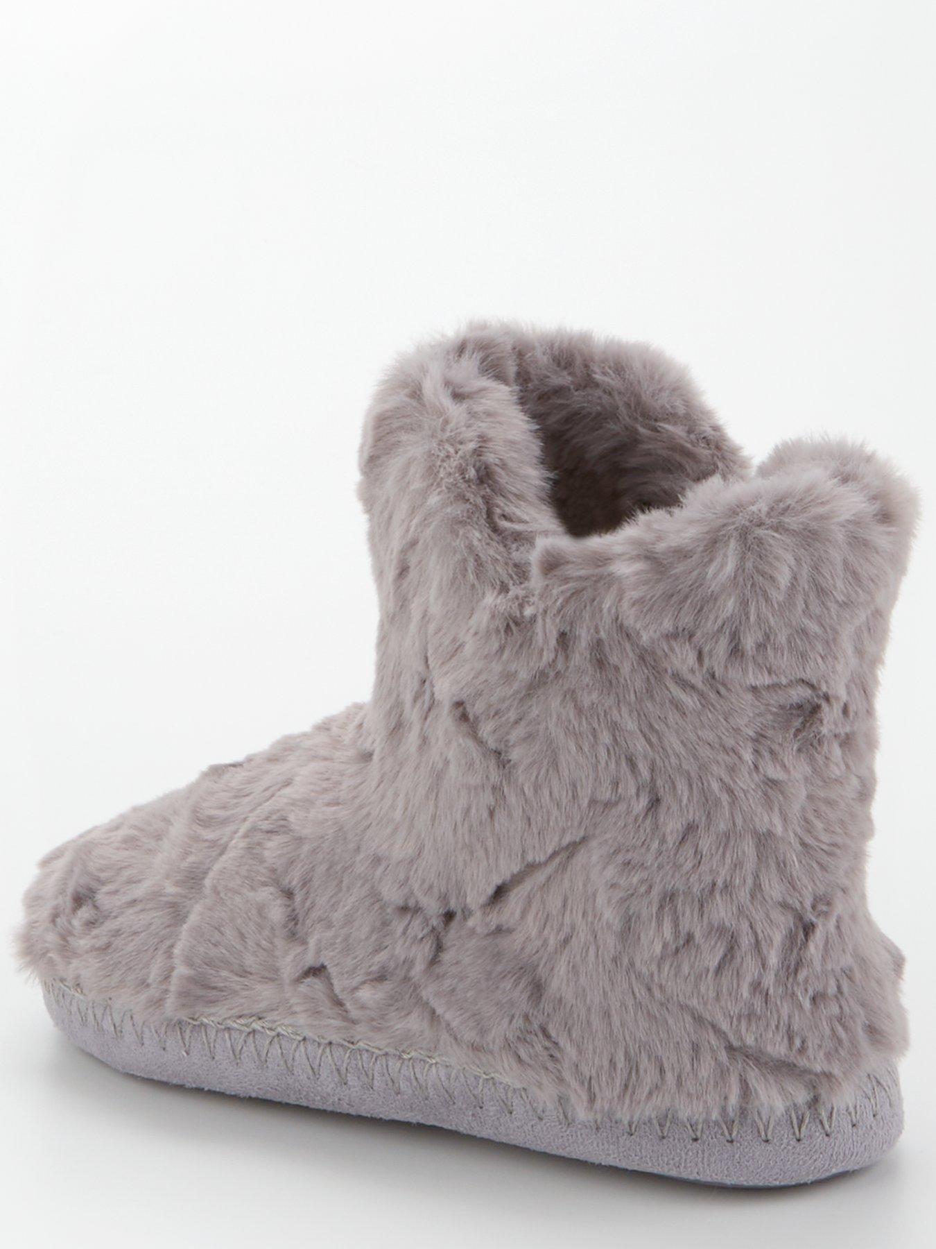 Grey fluffy slipper outlet boots