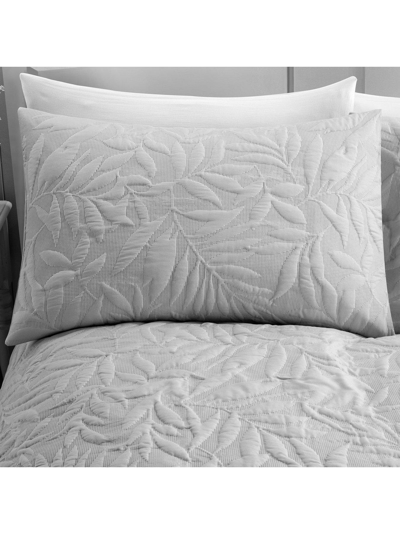  image of serene-luana-duvet-cover-set-silver