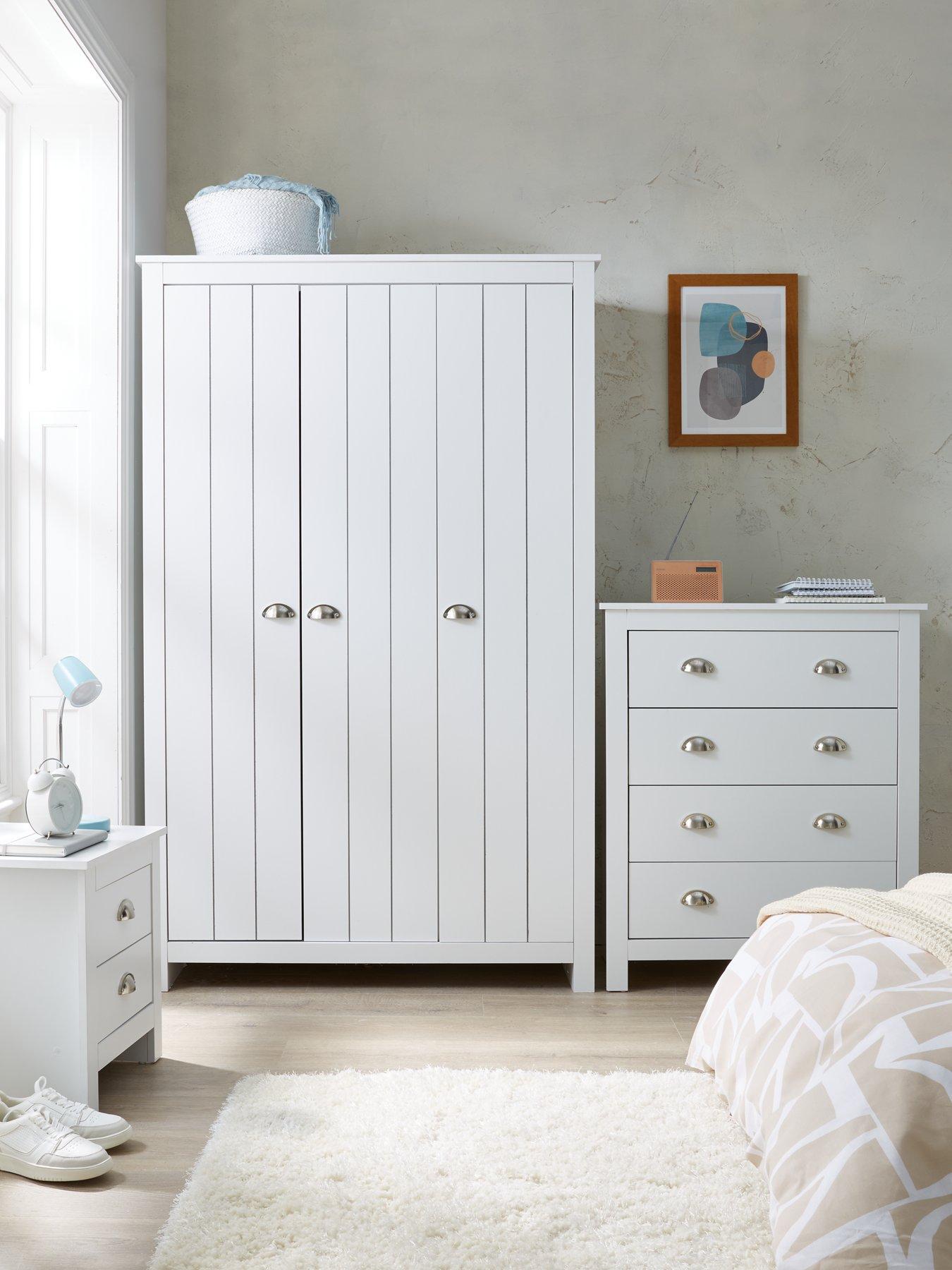 undefined Atlanta 3 Piece Package - 3 Door Wardrobe, 4 Drawer Chest and 2 Drawer Bedside Chest - White