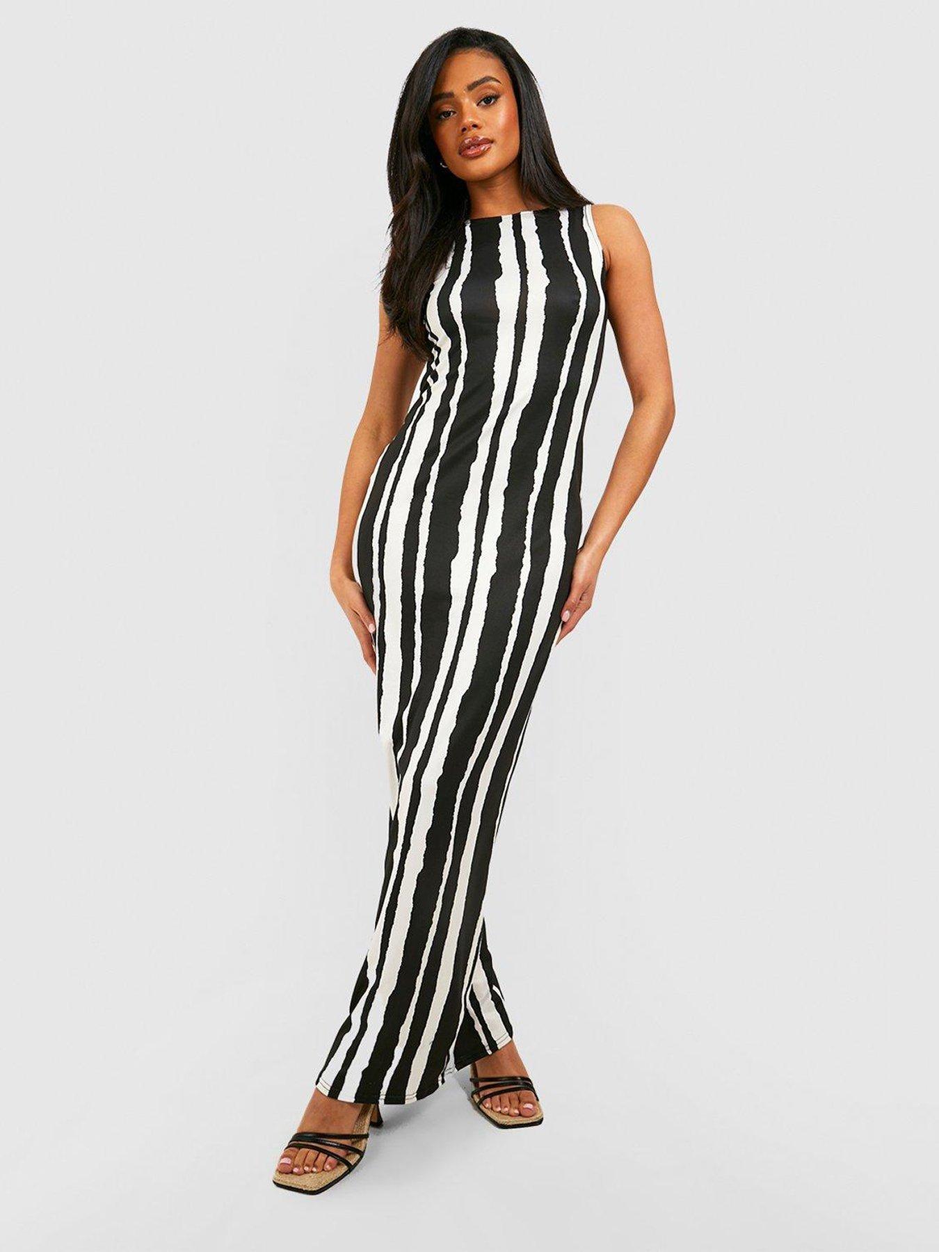 front image of boohoo-stripe-sleeveless-maxi-dress-black