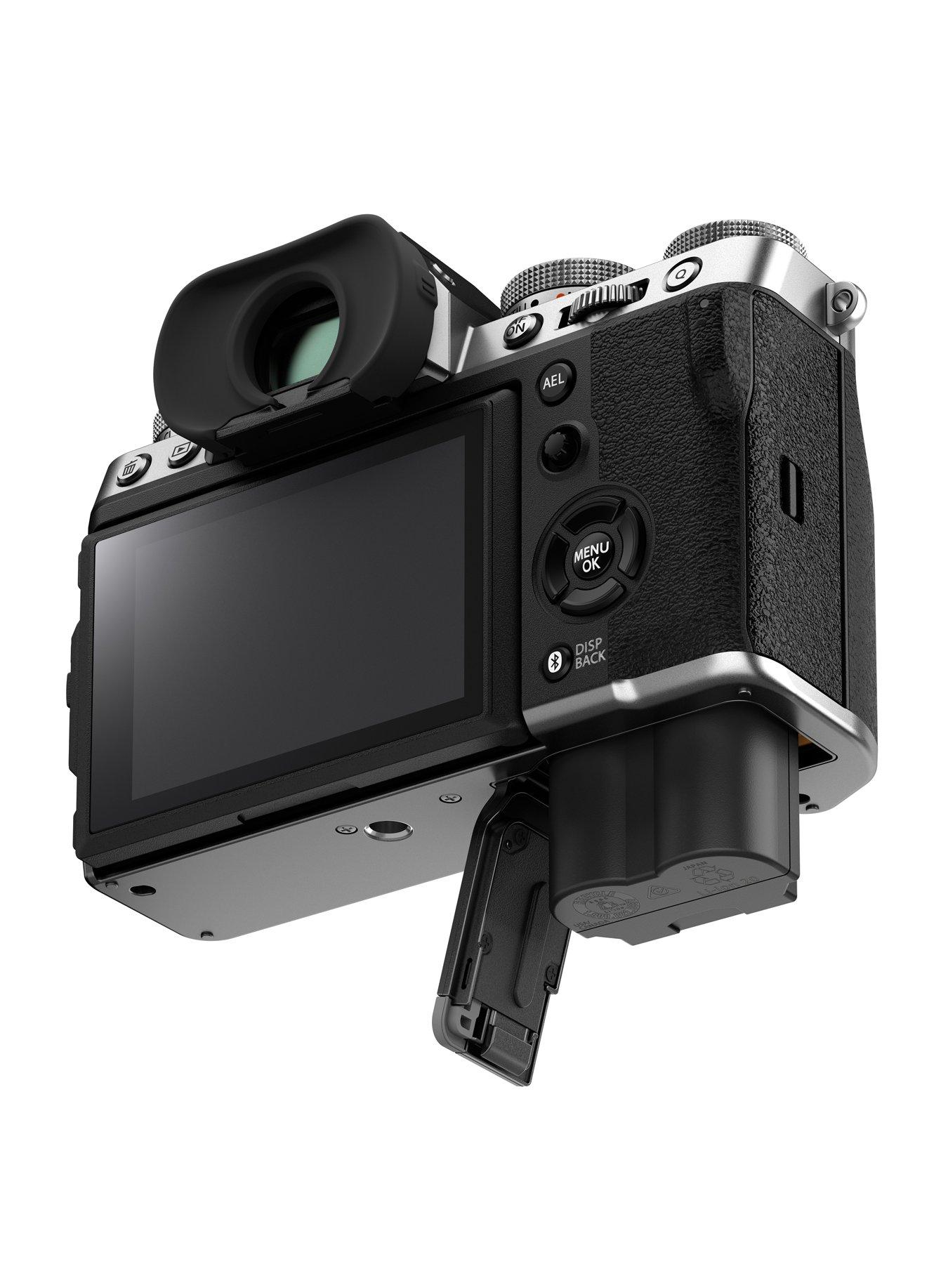 Image 6 of 6 of Fujifilm X-T5 Mirrorless Digital Camera (Body Only) - Silver